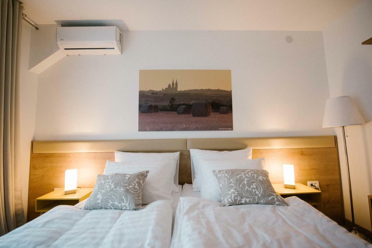 2I Rooms Dakovo Exterior photo