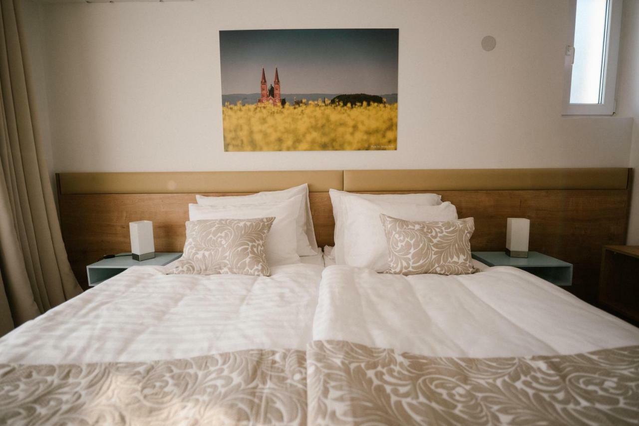 2I Rooms Dakovo Exterior photo