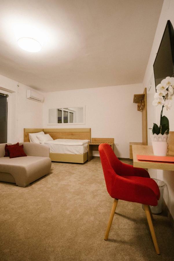 2I Rooms Dakovo Exterior photo