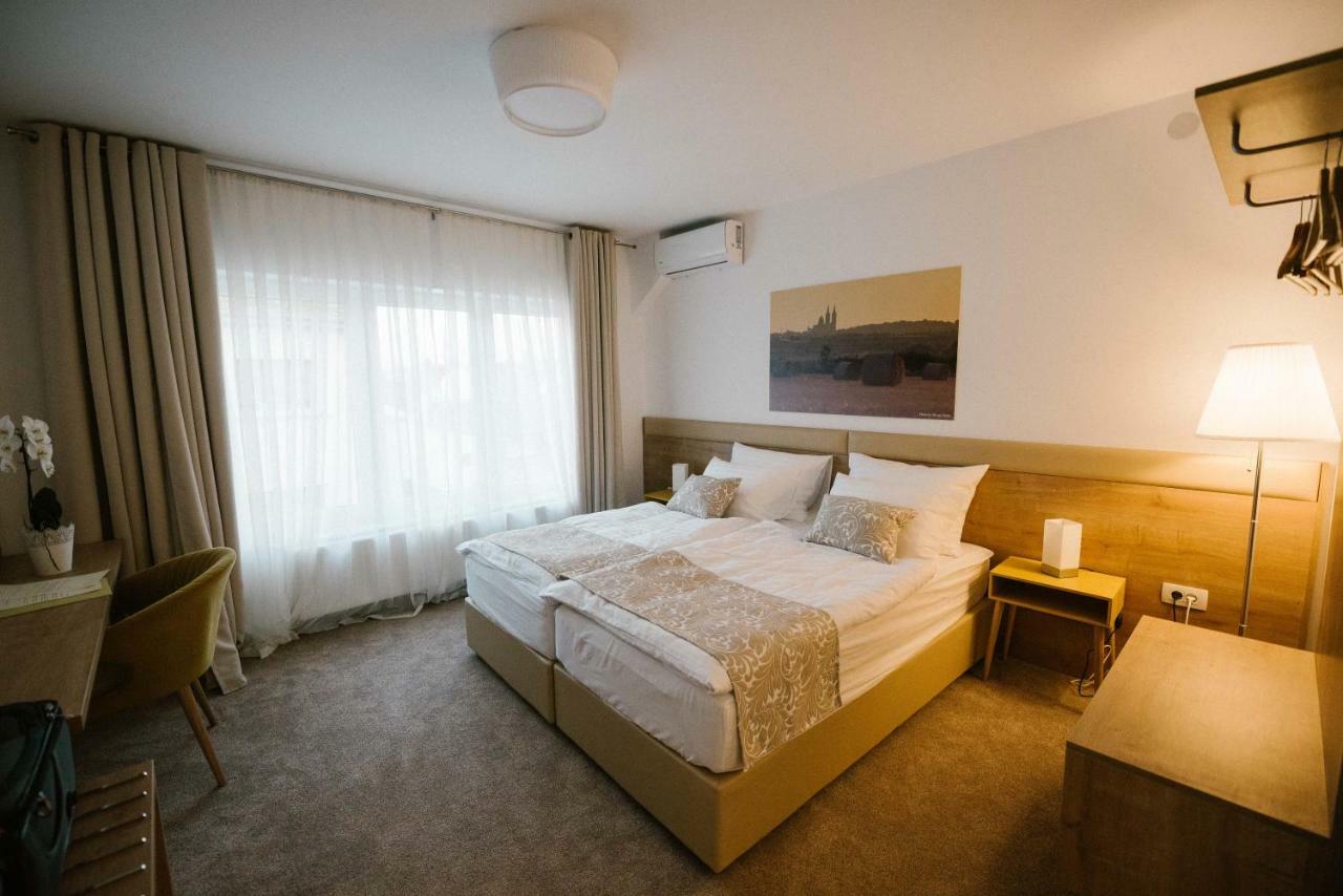 2I Rooms Dakovo Exterior photo